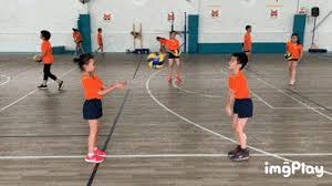 现场观战加泰德比，巴萨绯闻前锋阿斯拉尼晒自己照片